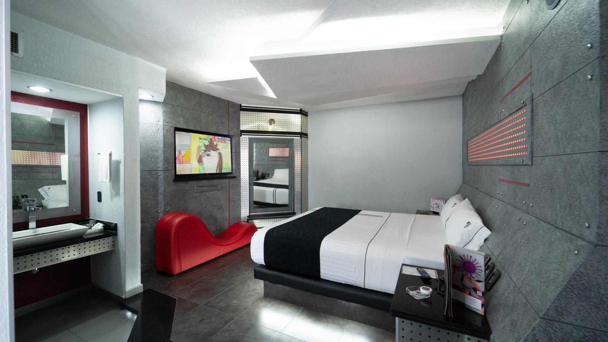 Kuboz Motor Hotel  Zapopan Kültér fotó